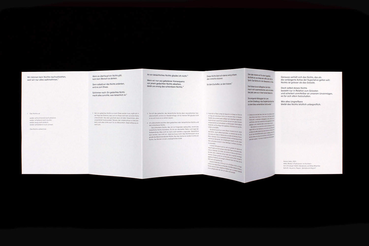 Editorial Design: Ein Leporello zum Thema «Nichts»